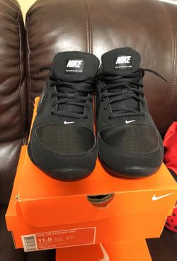 Nike Air baseline low size 11.5