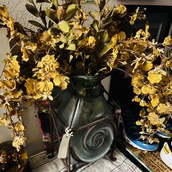 Glass Vase W/ Fake Flowers