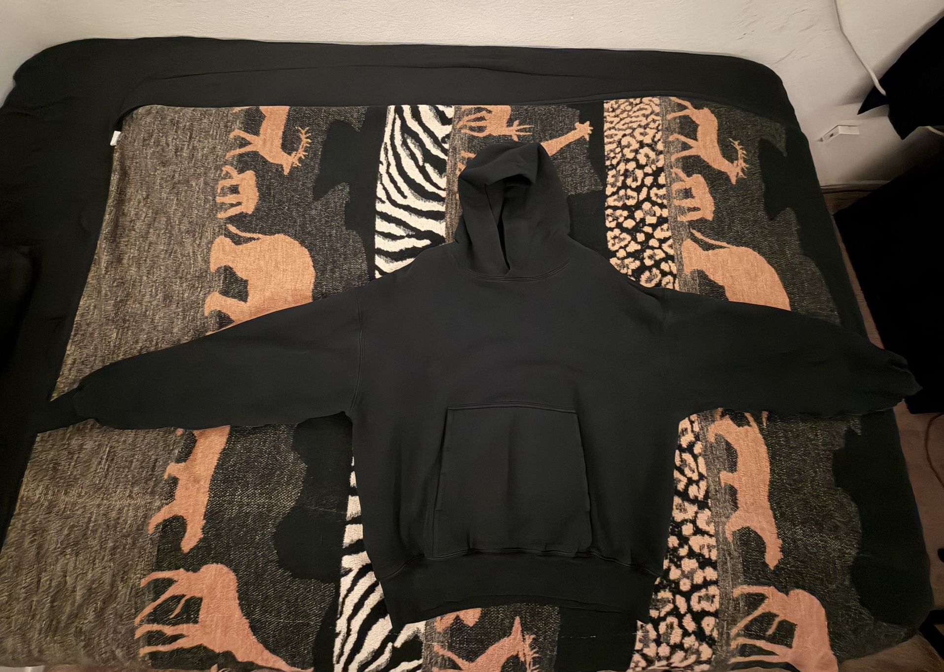 YZY X GAP HEAVYWEIGHT HOODIE CROPPED 