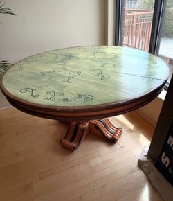 Vintage Round Table