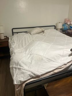 King size bed