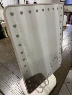 Impressions HK mirror