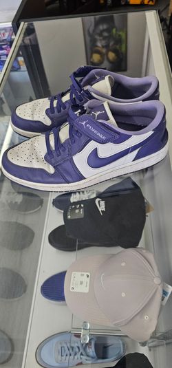 Men's snickers size 12