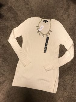 Banana republic cream sweater XL