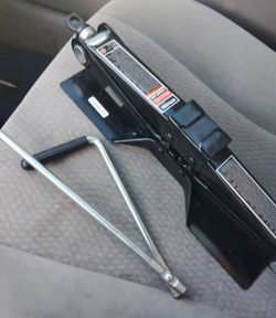 Torin Scissor Jack with Crank Handle