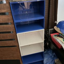 Shoe Containers Have About 20 