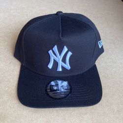 New Era Snapback Hat$35 New York Yankees