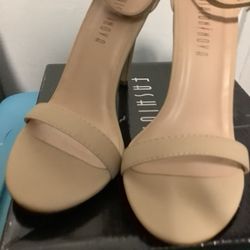 Women Sandals Heel Used 7 1/2