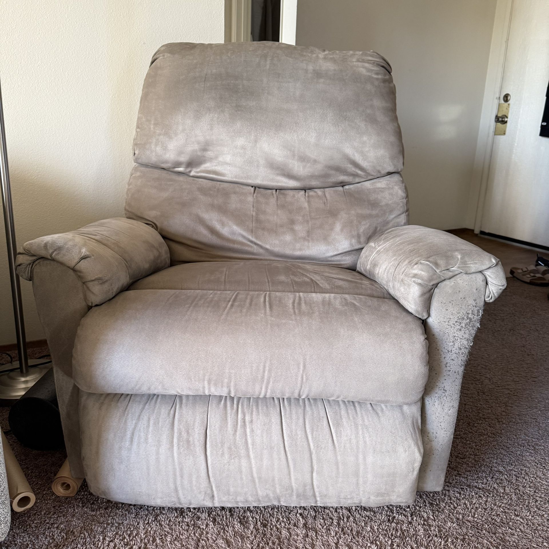 Olive Recliner
