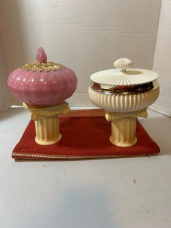 NEW Set of 2 Vintage 1960s Avon "Elusive Beauty Dust" Vanity Dishes – Pink & White-$45 CASH