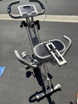 ADVENOR Folding Magnetic Stationary Exercise Bike
