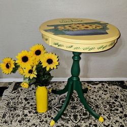 Small Sunflower Table