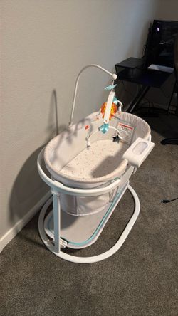 $15 crib with extra mattress