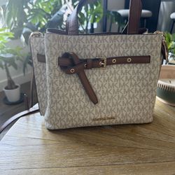 Emilia  Small Signature Logo Satchel Michael Kors