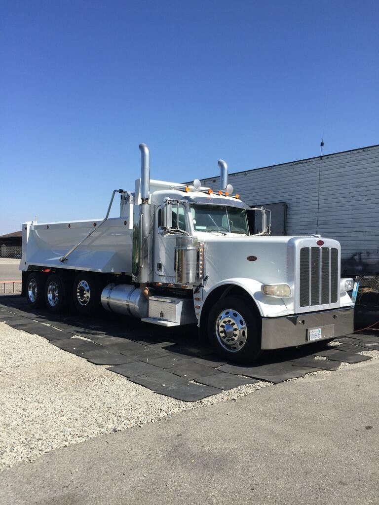 Peterbuilt super10 dump truck