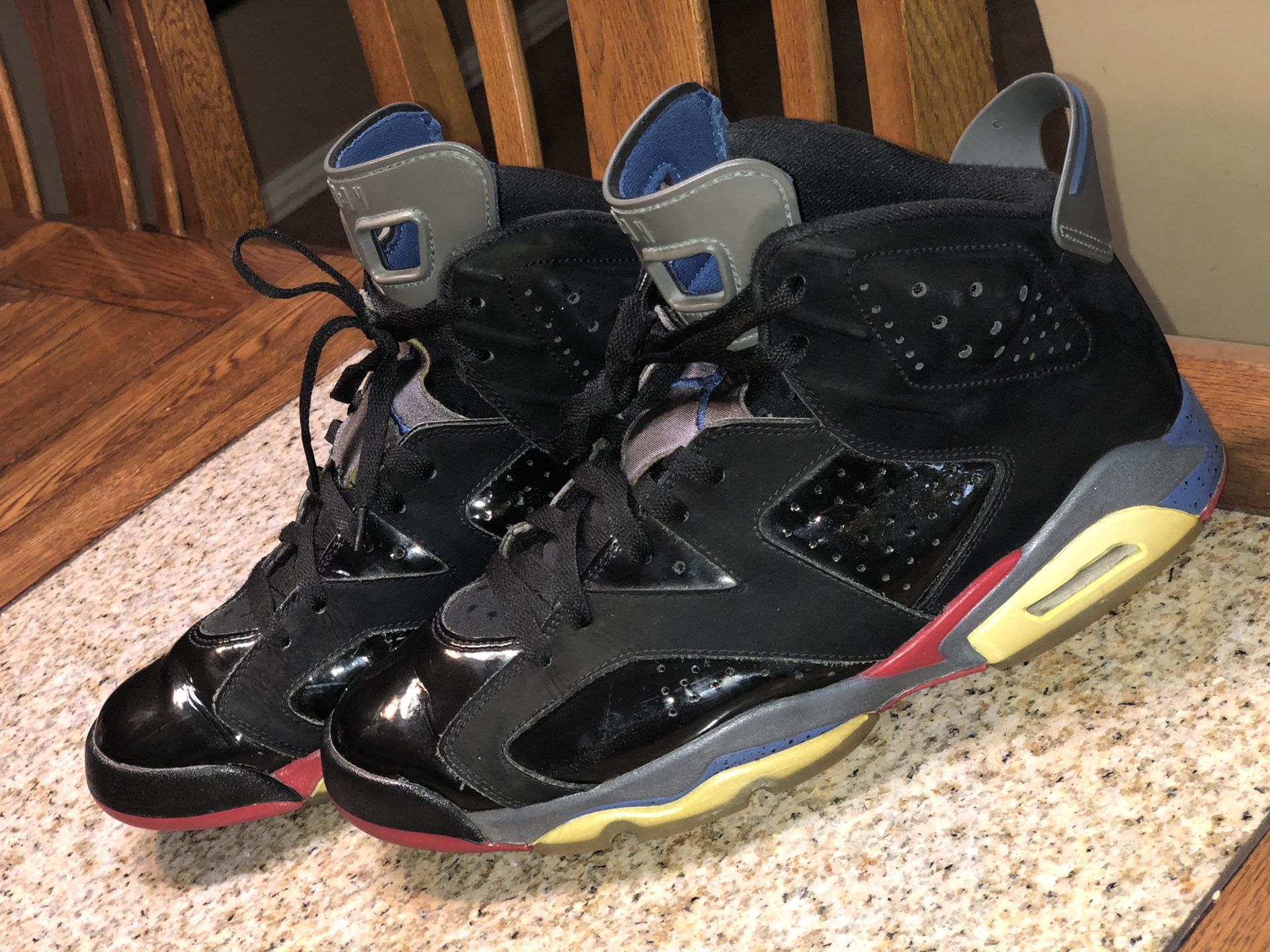 Jordan Retro “Pistons”