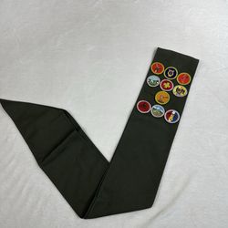Boy Scout Merit Badge Sash with 10 Badges And Patches BSA Official Uniform 36"