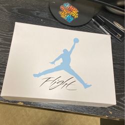 Air Jordan 4 Flight University Blue.size 8.5