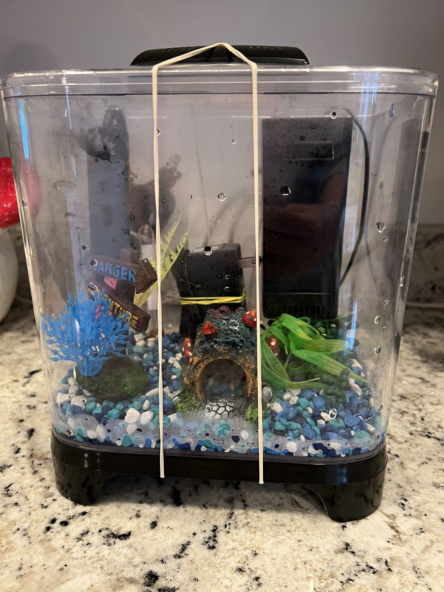 FISH TANK BETTA TANK WITH LIGHT HEATER LID FILTER ROCKS LIKE NEW