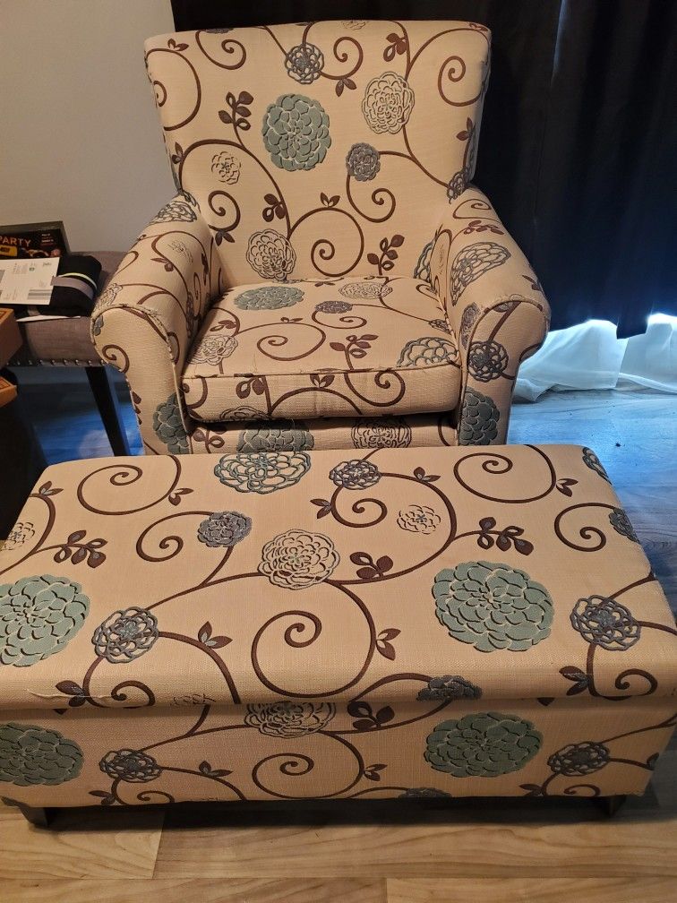 Chair,ottoman And Pillows