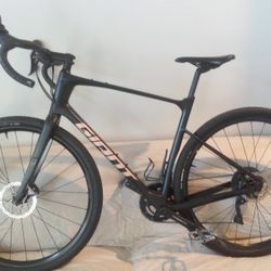 2025 Giant Revolt ADVANCED 3, Entire Bike Powder Black, X Lrg