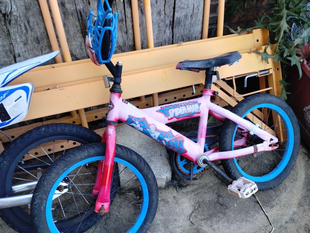 Spiderman bike (small)
