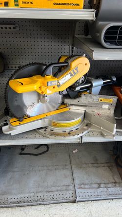 Dewalt Saw