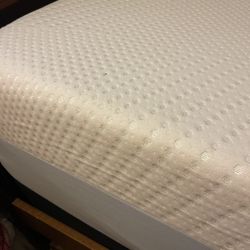 Mattress 3 Month Old Lightly Used