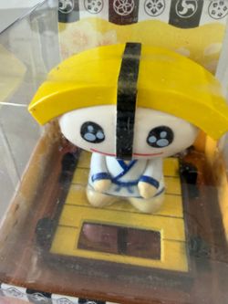 Collecting toys with solar