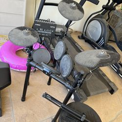 Yamaha Electric Drum Kit  and amp