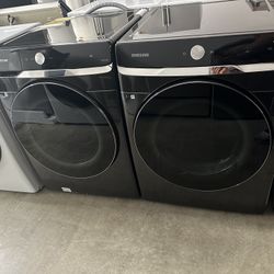 Samsung Front Load Washer And Gas Dryer