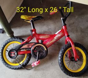 Huffy Disney Pixar Cars Lightning McQueen kids' bicycle.