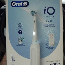 New ORAL-B iO SERIE 3 LUXE
