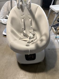 Graco SmartSense Baby Swing with Cry Detect