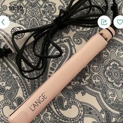 L'ANGE FLAT IRON $25