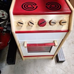 Lake home Play Kitchen With Play Food 16x15x27