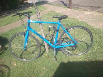 TREK BIKE Used Like New 
