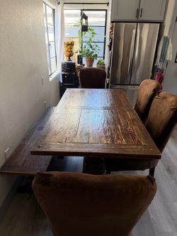 Dinning table