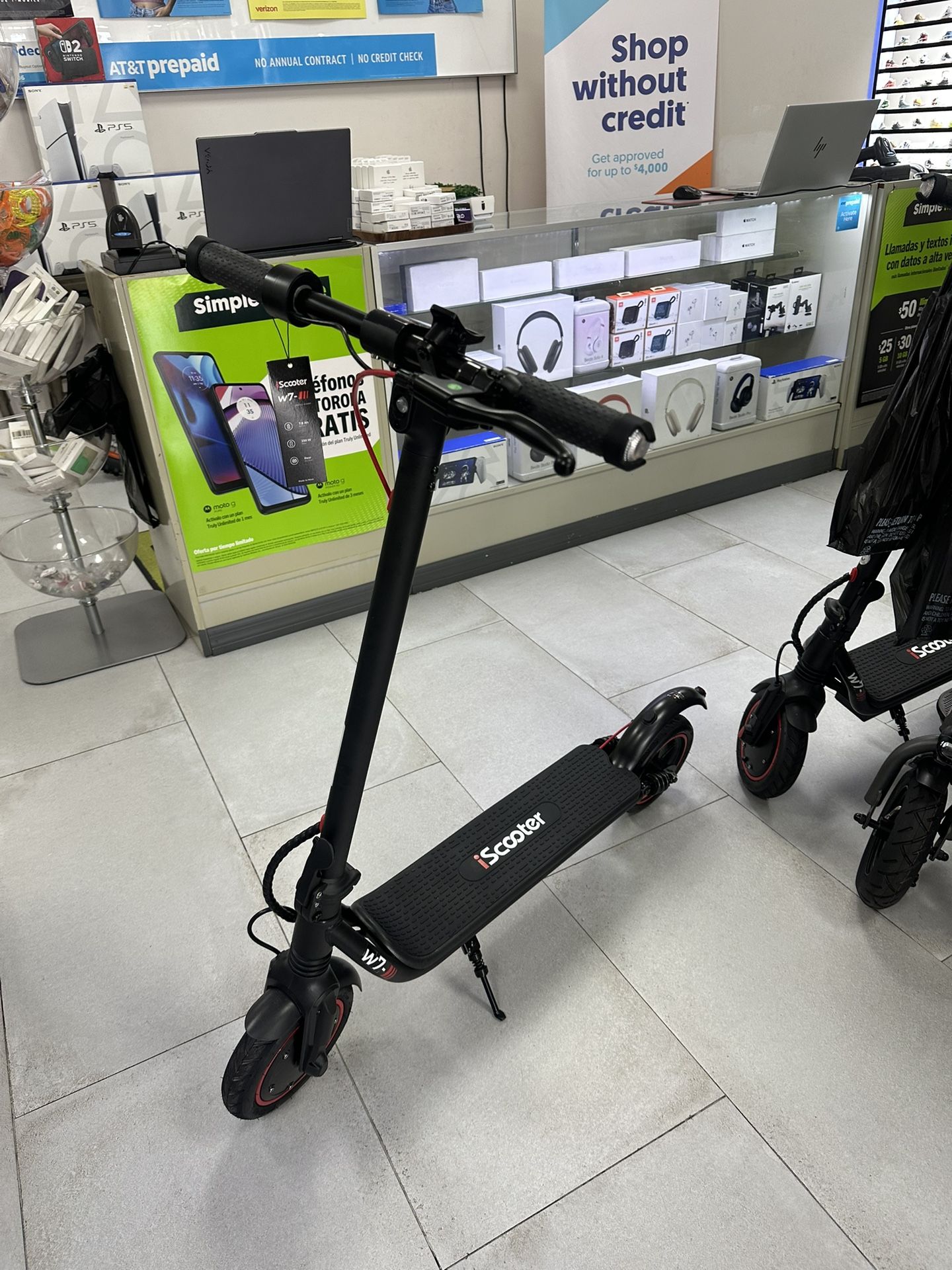 iScooter W7 Electric Scooter 22MPH! Finance For $50 Down Payment!!