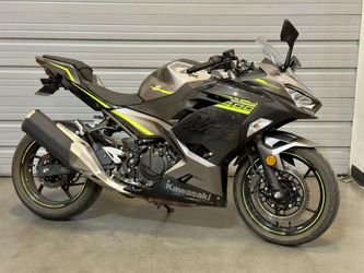 2021 Kawasaki Ninja 400 ABS