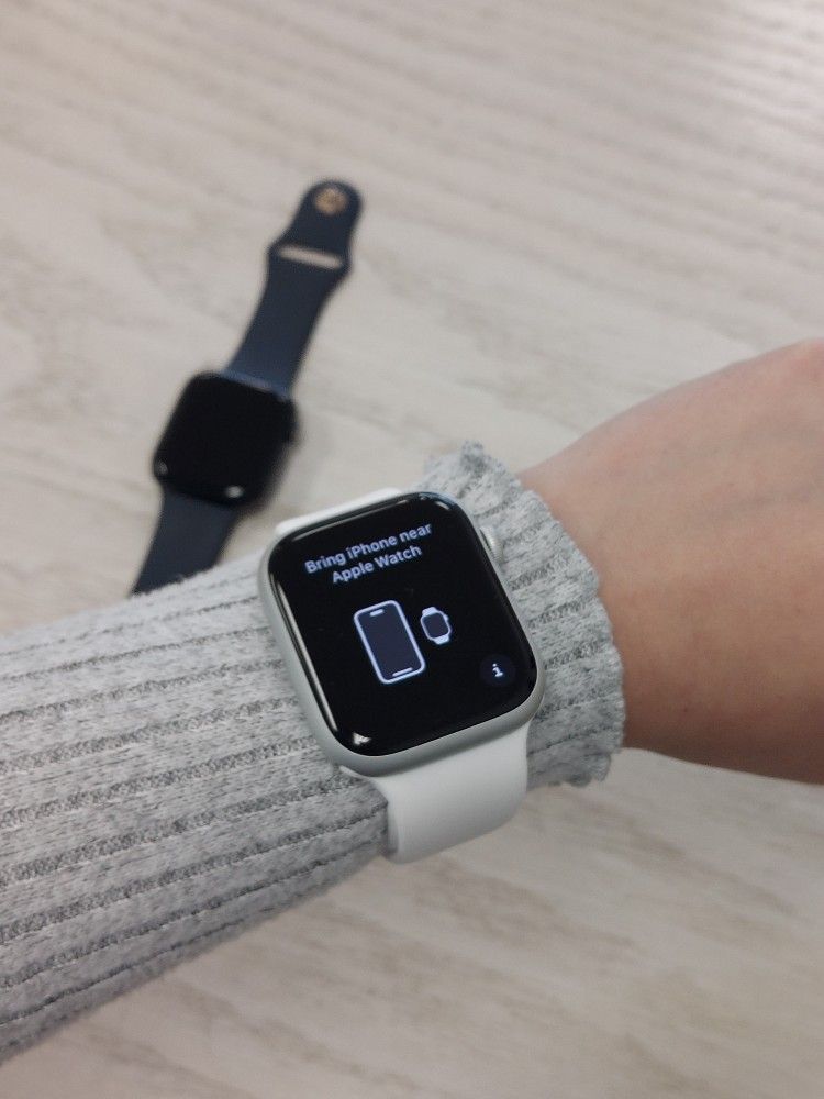 Apple Watch Series 7 41mm GPS - 5 Dollars Down No Credit Needed!