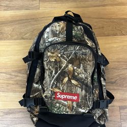 Supreme FW19 RealTree Camo Backpack