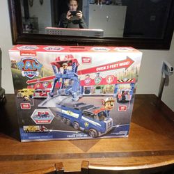 Paw Patrol Truck Stop Play Set