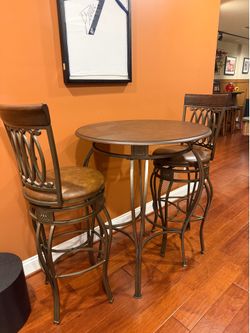 Bar Table chair set