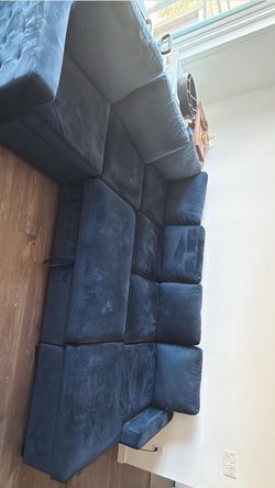 BEST COUCH!