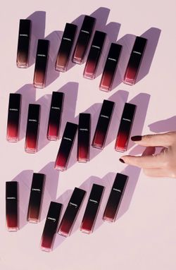 Lipstick labiales maquillaje makeup regalos mujer new in box AUTHENTIC