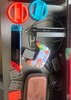 Nintendo Switch 1 (Original) + Legend of Zelda Leather Case + Game Containers