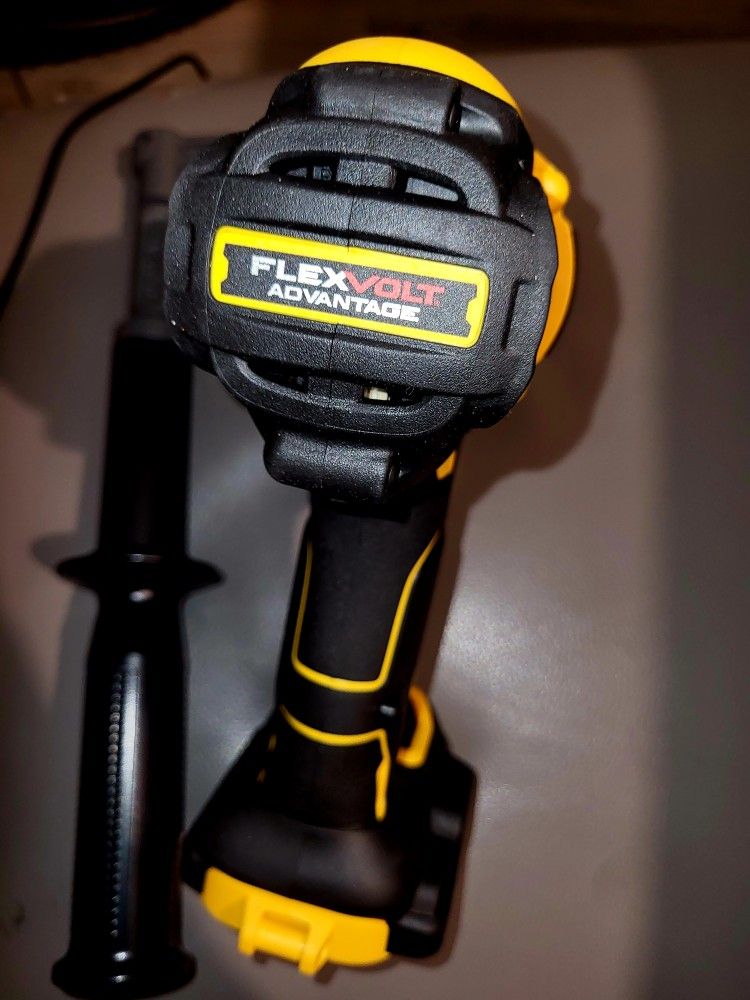 Brand New 20V FLEXVOLT DEWALT HAMMER DRILL 3-SPEED.