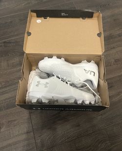 Softball Women Cleats Size 6
