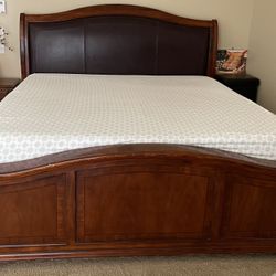 Bedroom Set . Solid Wood King Bed  , Mattress and Side Table 